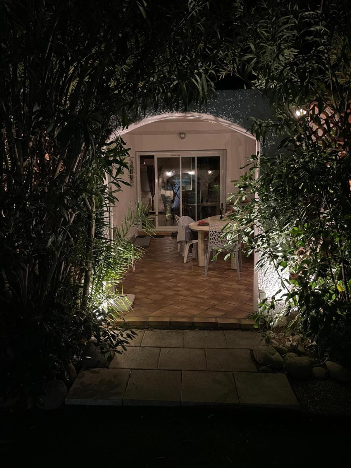 Holiday home Belle Classee 4 Etoiles Proche Avec Jardin *